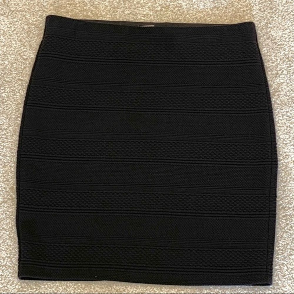 Loft‎ Black Stretch Fitted Skirt M